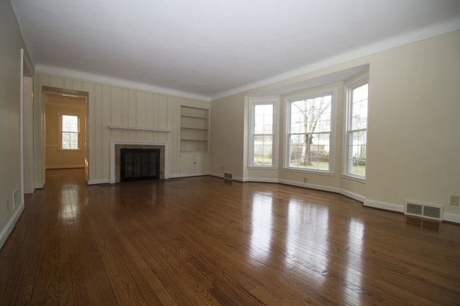 Building Photo - 3139 Cheltenham Rd