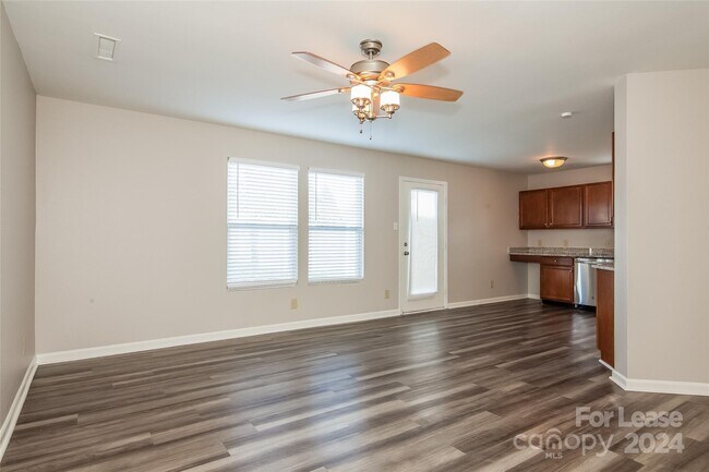 Building Photo - 4523 Stone Mountain Dr