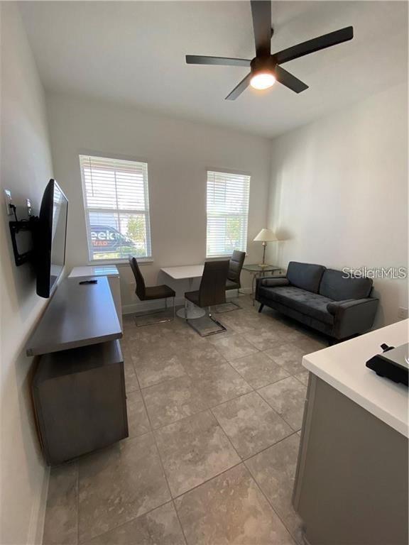 Foto del edificio - 15438 Gilligan Ct