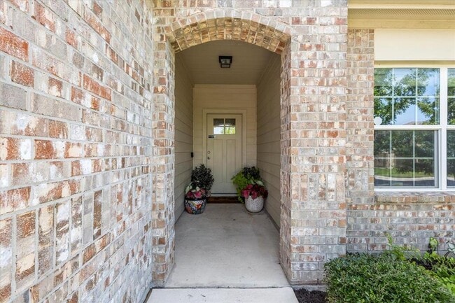Building Photo - 1300 Ferryman Dr