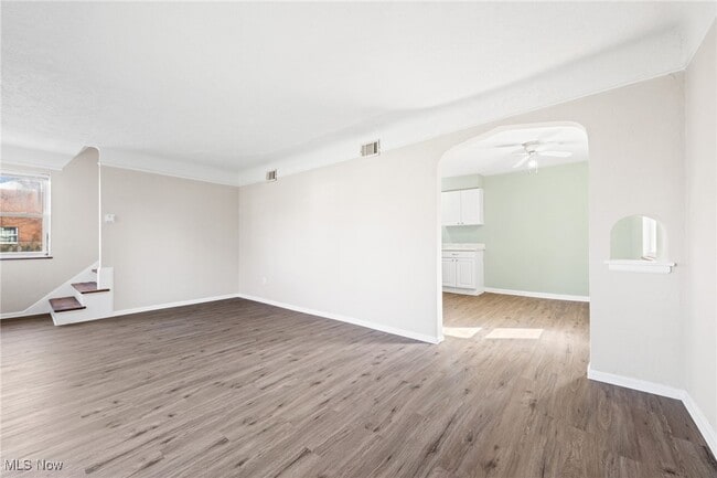 Foto del edificio - 21000 Priday Ave