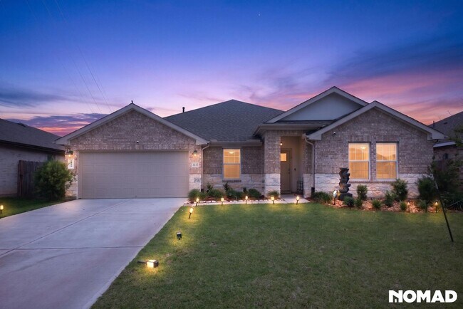 Foto del edificio - 1127 Rivertrace Ct