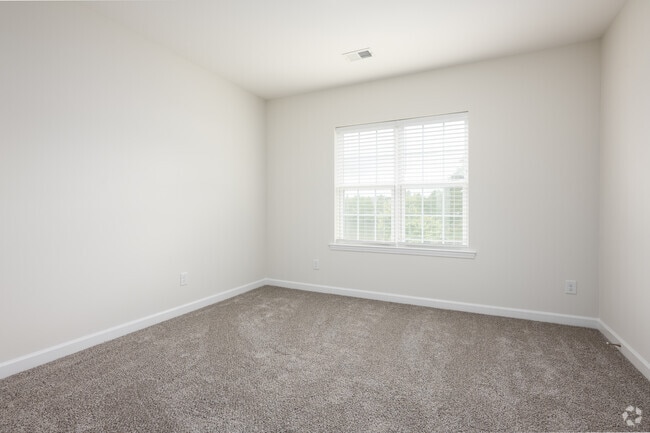 Willow - 1,170SF - Second Bedroom - Arrowhead Apartments