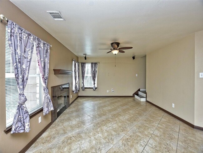 Building Photo - 1705 Gaylord Dr