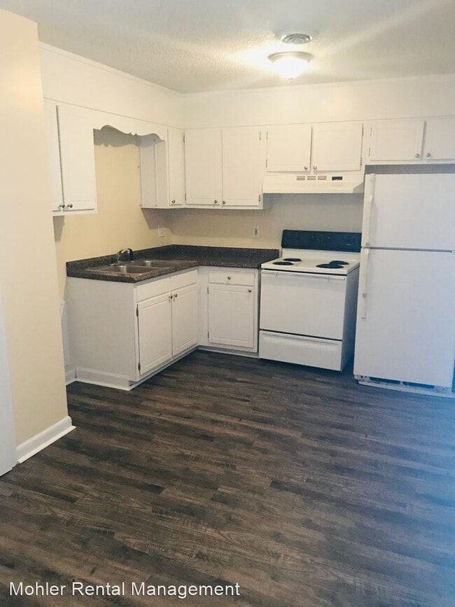 Building Photo - 2 br, 1 bath House - 205-102 Vineland Drive