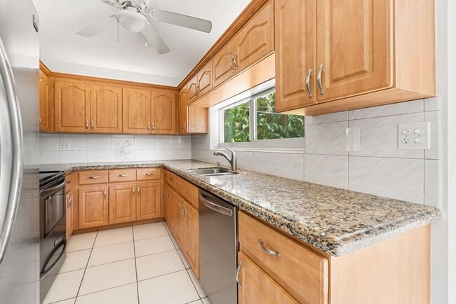 Foto del edificio - 952 SE 7th St