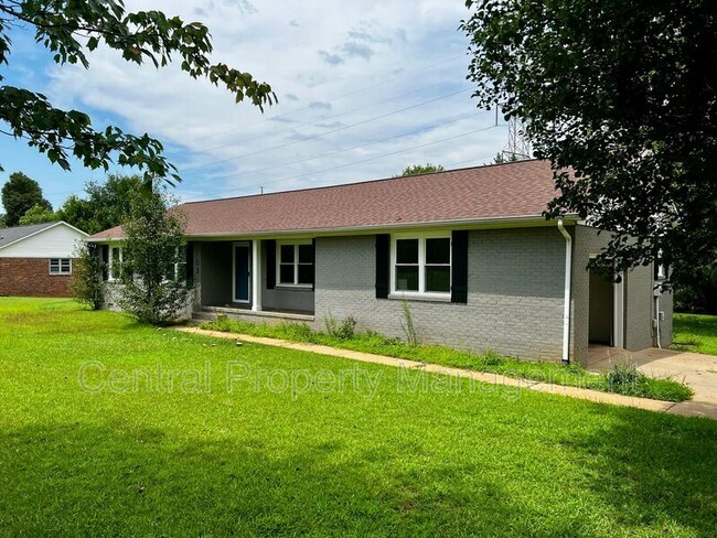 Building Photo - 103 Newman Dr