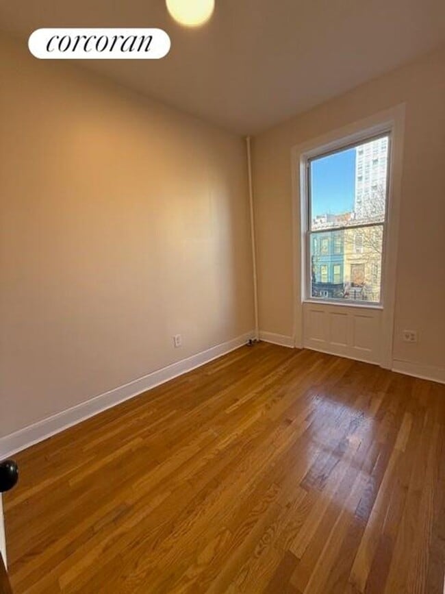 Building Photo - 144 Martense St