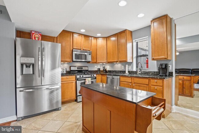 Foto del edificio - 2045 Royal Fern Ct