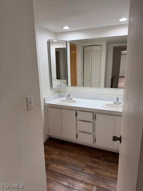 Foto del edificio - 1589 Park Meadows Dr