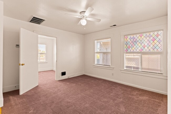 Photo - Utilities Included! 3 Bedrooms with Bonus Room & Spacious Kitchen Apartment