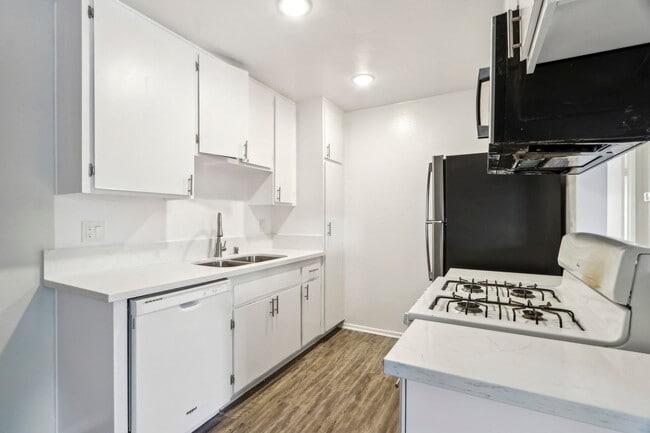 Interior Photo - Granada Palms Apartments