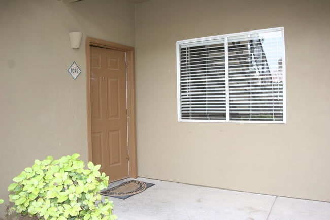 Building Photo - 5335 E Shea Blvd