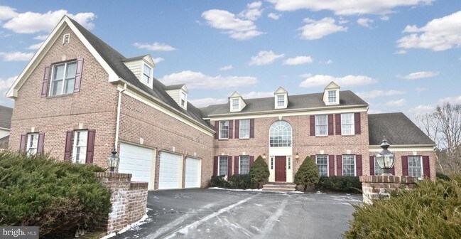 Building Photo - 75 Ettl Cir