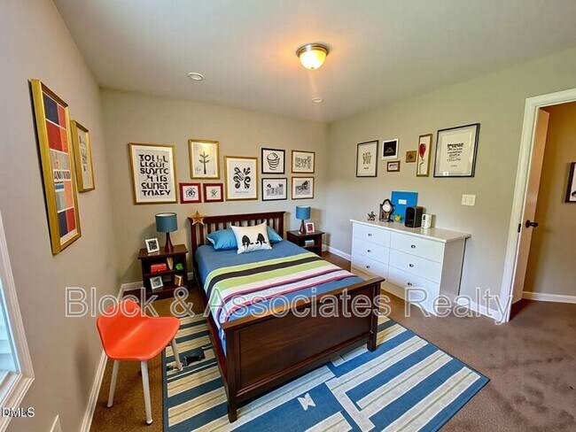 Foto del edificio - 257 Pearson Place