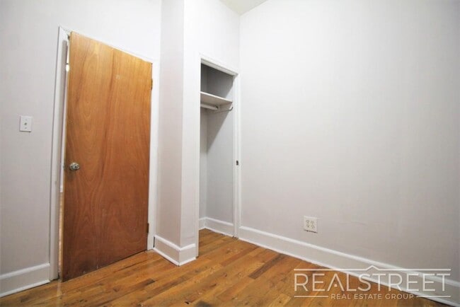 Foto del edificio - Spacious 2 BED + office in Bushwick