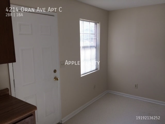 Foto del edificio - 4214 Oran Ave