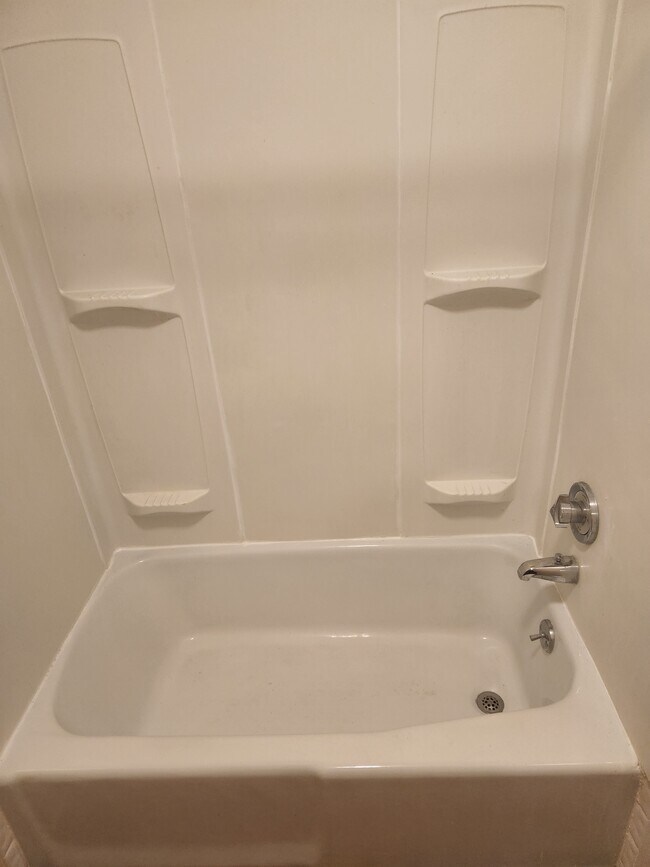 32 Forest Rd Unit 1, Wilton, NH 03086 Apartments in Wilton, NH