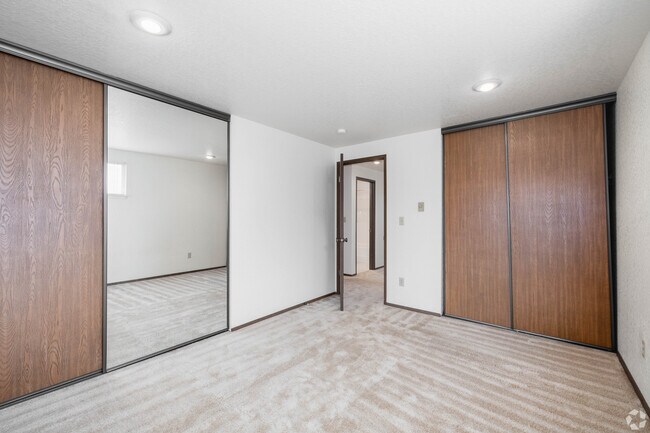 Foto del edificio - New Horizons Apartments