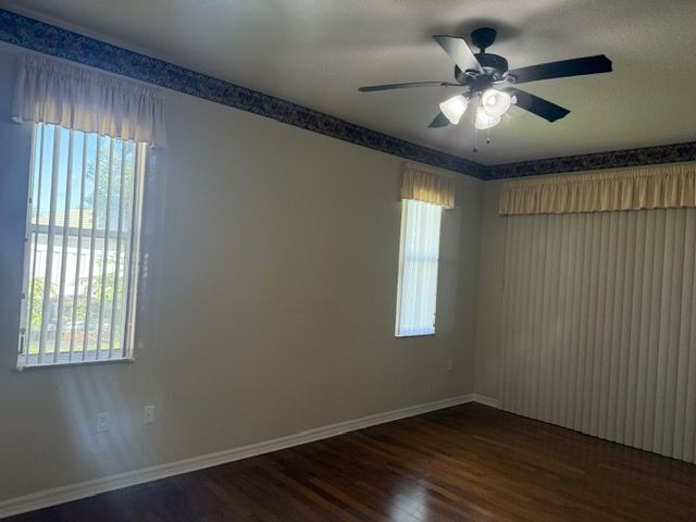 Building Photo - 410 FAIRLANE Dr