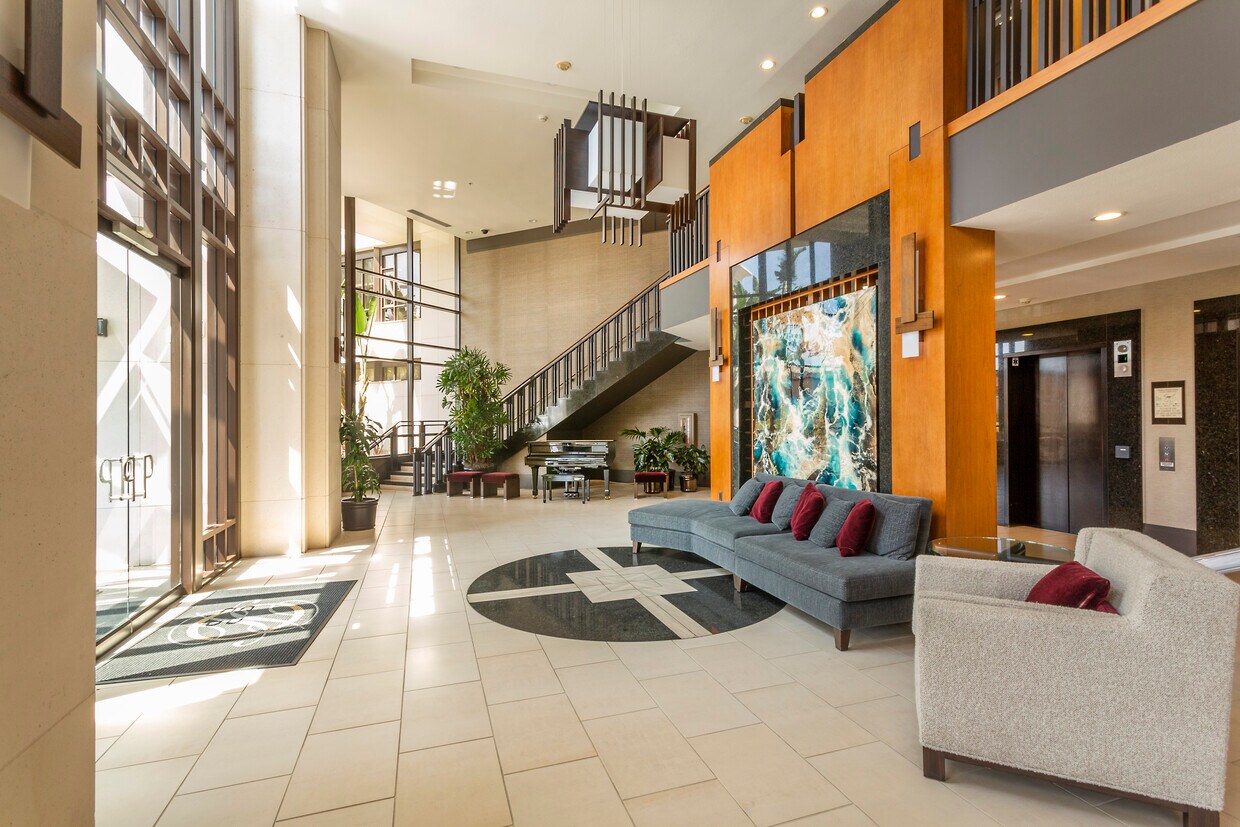 Foto principal - 700 W Harbor Dr