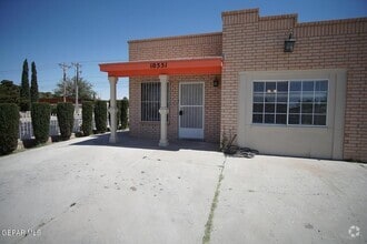 Building Photo - 10551 Kinross Ave