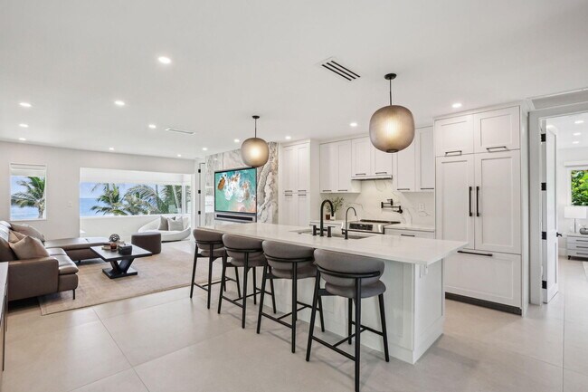 Foto del edificio - 3401 S Ocean Blvd