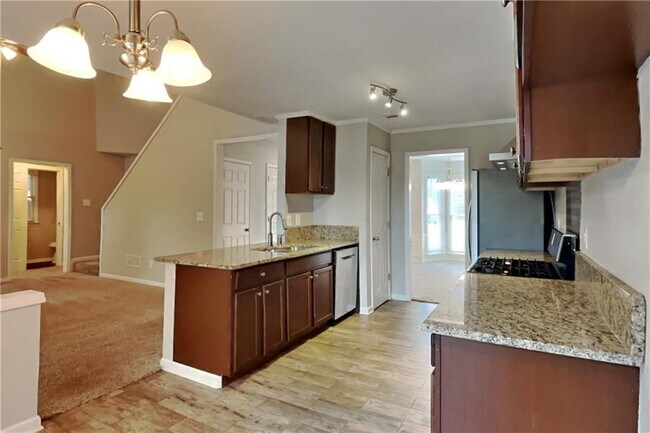 Foto del edificio - 345 Outwood Mill Ct