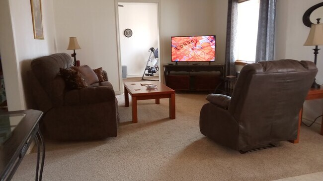 Living room - 1111 Calhoun St