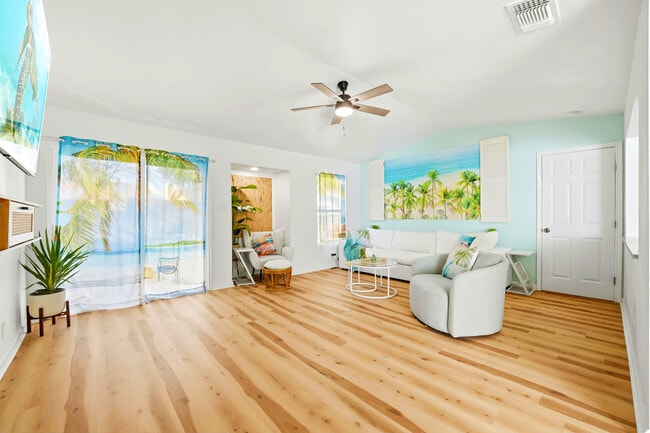 Building Photo - 11719 Spring Song Dr