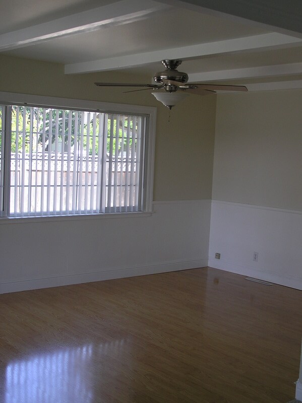 Foto del edificio - 197 Greenwood Cir