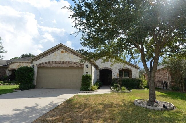 Building Photo - 1211 Majestic Oak