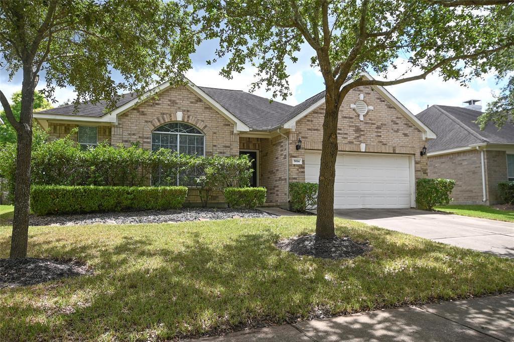 Primary Photo - 5814 Windy Knoll Ln