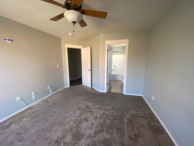 Foto del edificio - Beautifully Updated Home Near Dry Canyon Trailhead