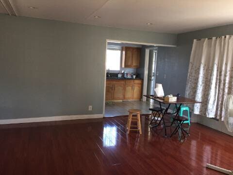 Building Photo - 953 E Wanamaker Dr