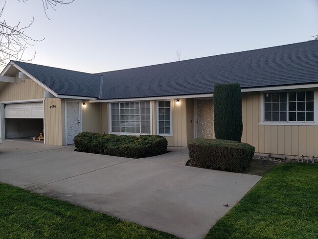 Front View - 4589 E Alamos Ave