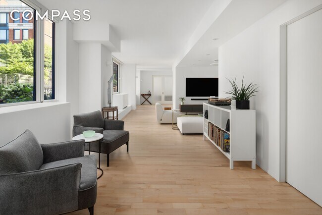 Foto del edificio - 404 E 76th St