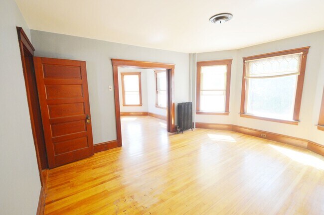 Foto del edificio - 53 Forest St