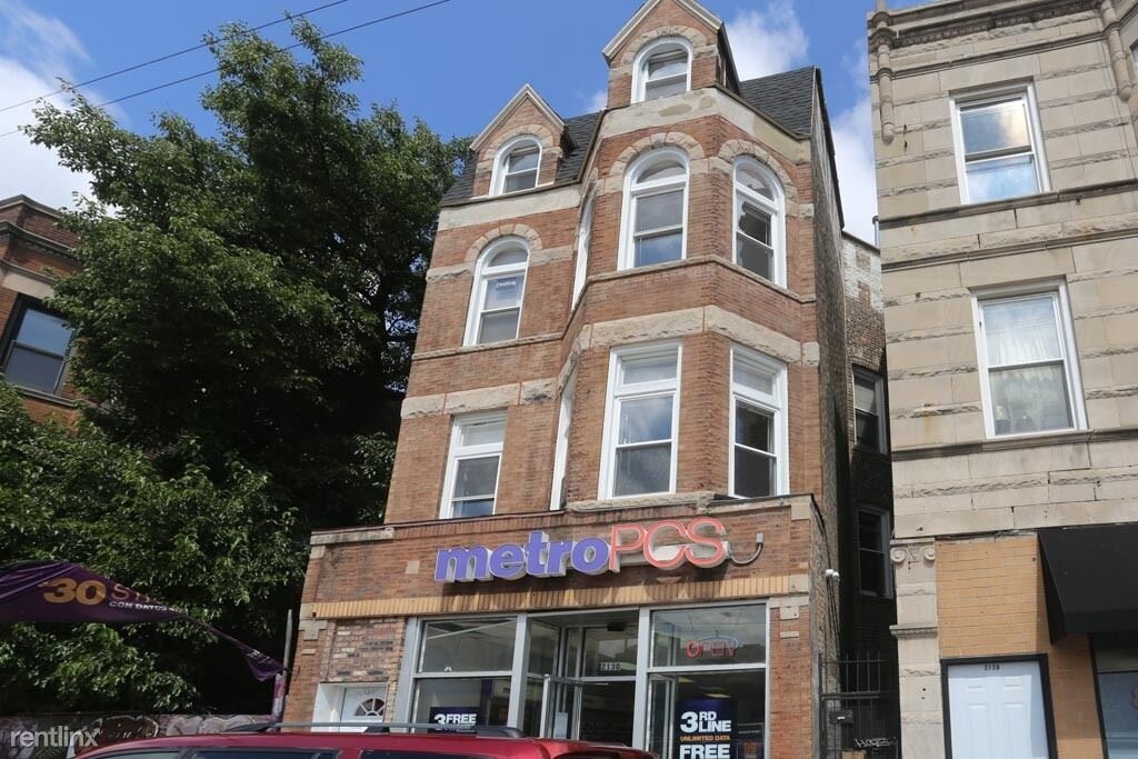 Primary Photo - 2130 W Cermak Rd