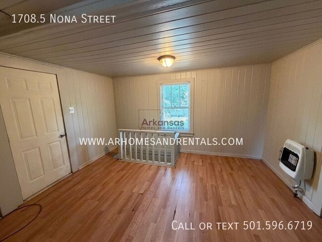 Building Photo - 1708.5 Nona St