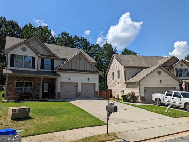 Building Photo - 7 Maple Hill Dr