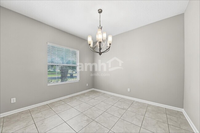 Building Photo - 743 Sunny Stroll Dr