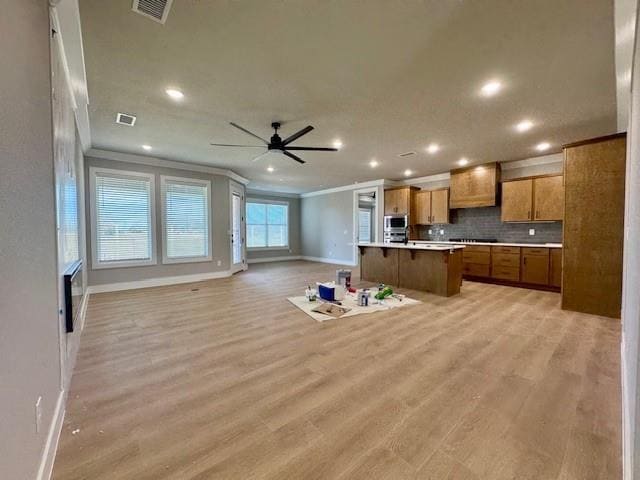 Building Photo - 1700 Jensen Ave