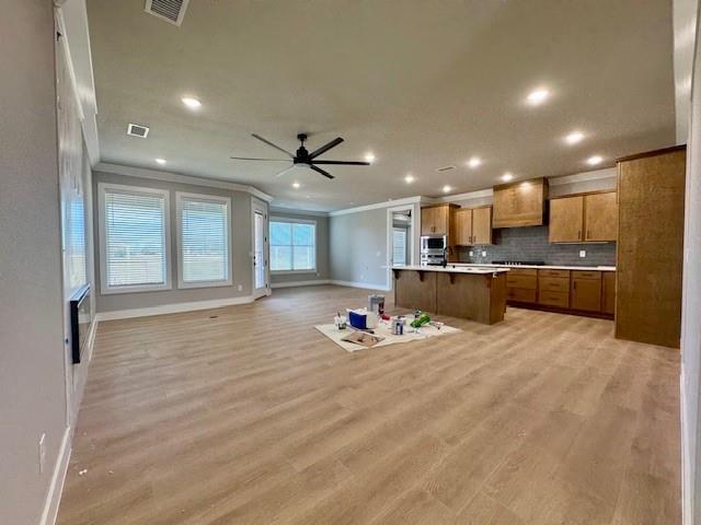 Foto del edificio - 1700 Jensen Ave