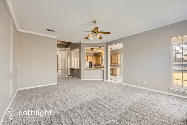Building Photo - 4131 Timber Trail Dr, Arlington, TX, 76016
