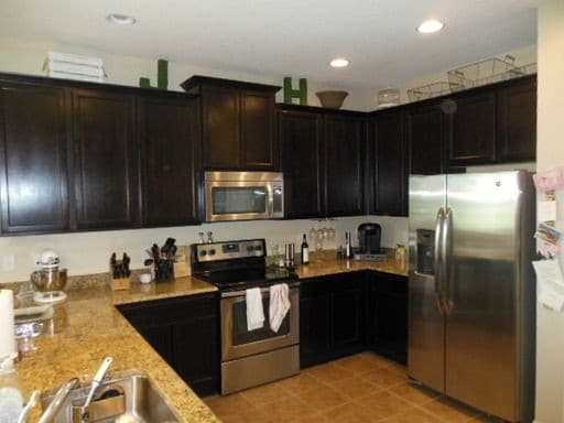 Building Photo - 11761 Thatcher Ave