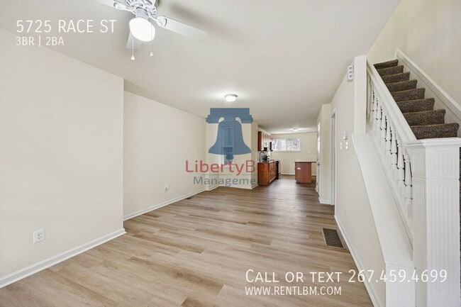 Photo - 5725 Race St House