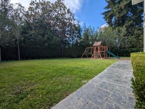 Building Photo - 1400 Cowper St