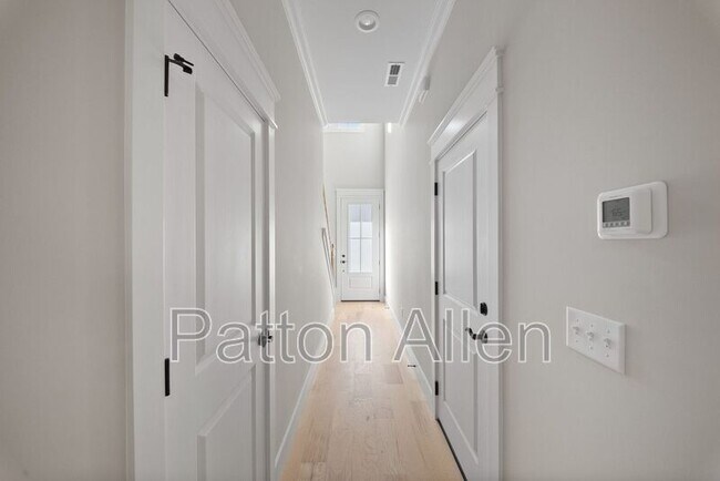 Foto del edificio - 107 Collin Pl