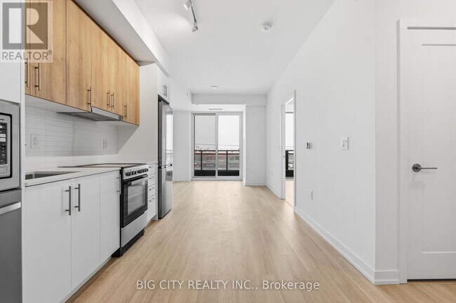 Photo du bâtiment - 9751 Markham Rd